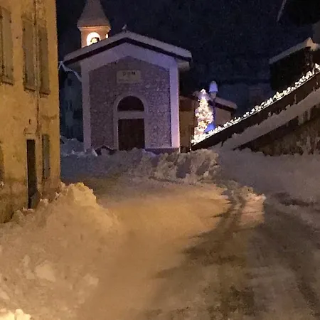 Valdastico Casetta In Sasso Con Giardino בית נופש *