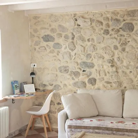 Ferienhaus Valdastico Casetta In Sasso Con Giardino Pedemonte