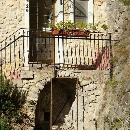 Ferienhaus Valdastico Casetta In Sasso Con Giardino *